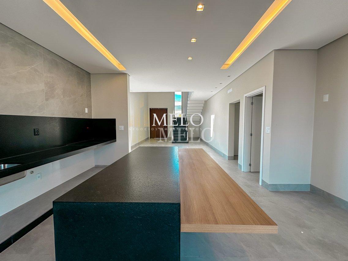 Belíssima casa com 4 suítes e piscina à venda no Gran Park por R$ 2.390.000,00 - Vespasiano - 