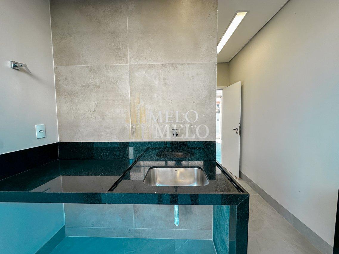 Belíssima casa com 4 suítes e piscina à venda no Gran Park por R$ 2.390.000,00 - Vespasiano - 