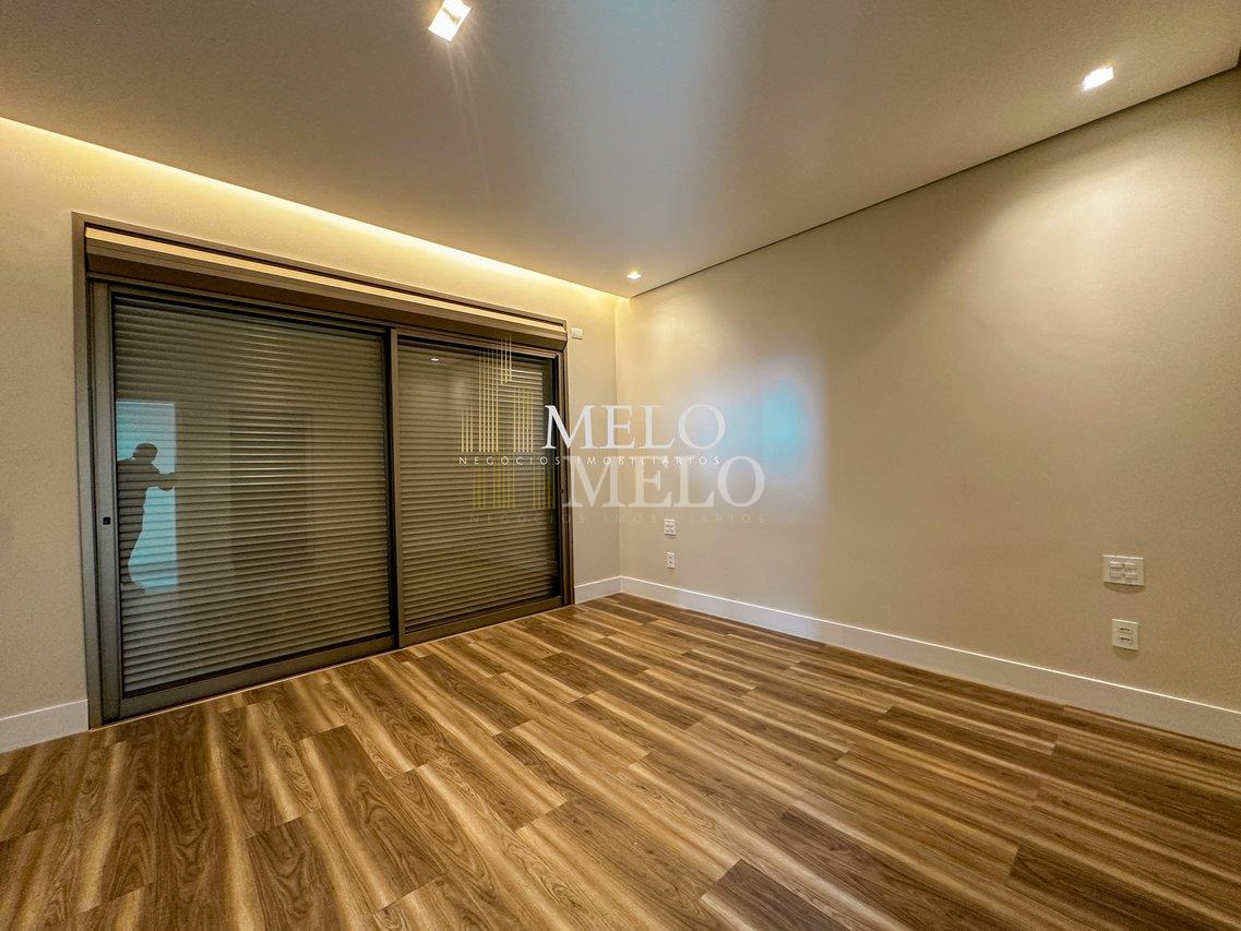 Belíssima casa com 4 suítes e piscina à venda no Gran Park por R$ 2.390.000,00 - Vespasiano - 