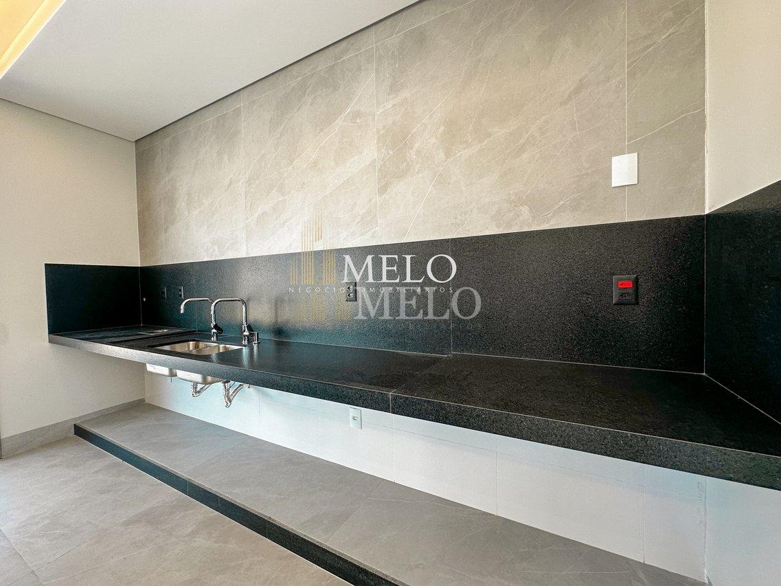 Belíssima casa com 4 suítes e piscina à venda no Gran Park por R$ 2.390.000,00 - Vespasiano - 