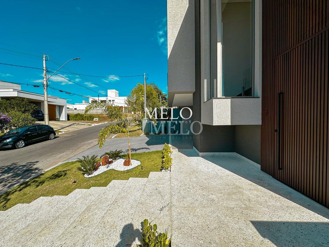 Belíssima casa com 4 suítes e piscina à venda no Gran Park por R$ 2.390.000,00 - Vespasiano - 