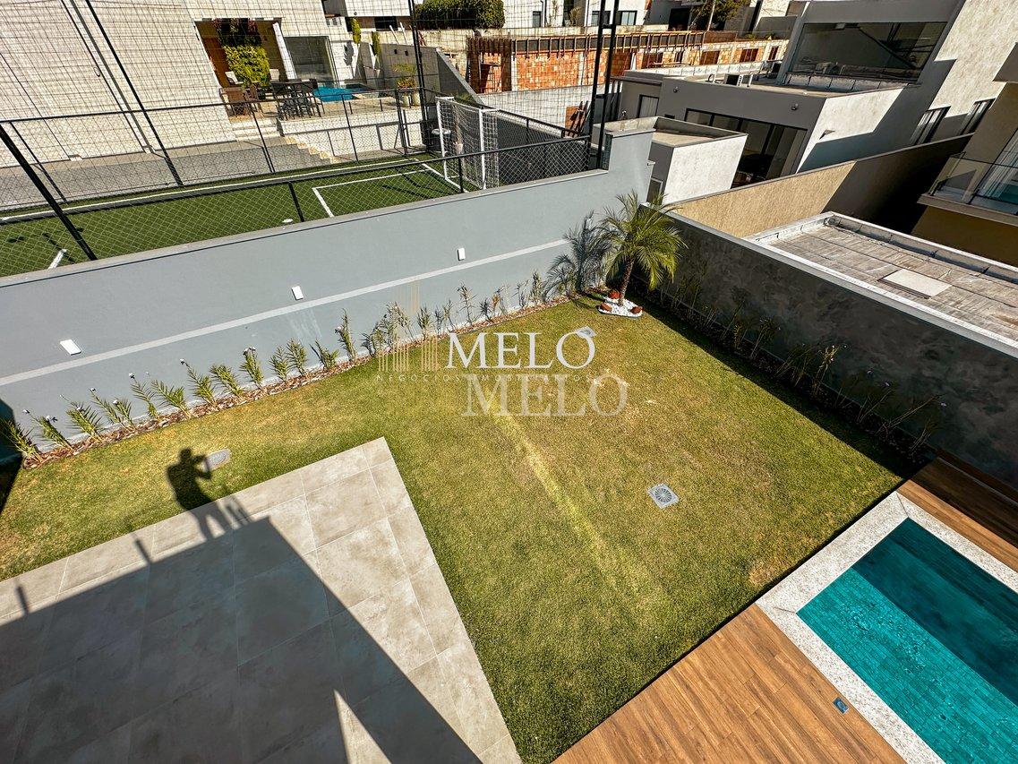 Belíssima casa com 4 suítes e piscina à venda no Gran Park por R$ 2.390.000,00 - Vespasiano - 