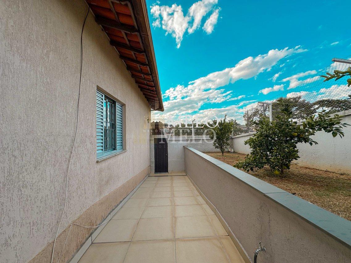 Belíssima casa à venda no Céu Azul por R$1.190.000,00 - Belo Horizonte - 