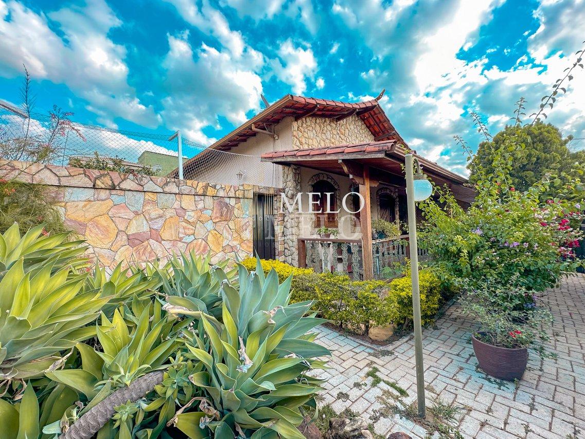 Belíssima casa à venda no Céu Azul por R$1.190.000,00 - Belo Horizonte - 
