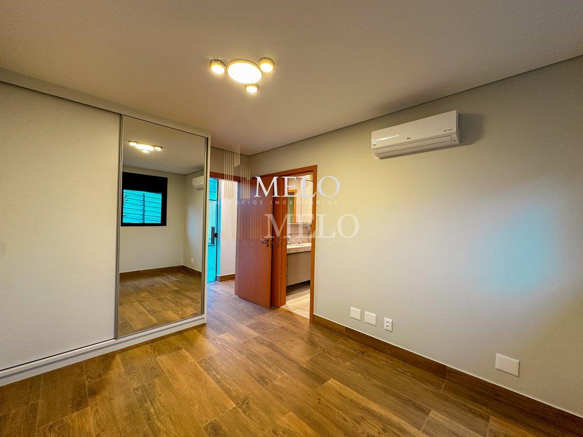 Belíssima casa linear a venda no Condomínio Gran Royalle Confins por R$3.550.000,00 - CONFINS - 