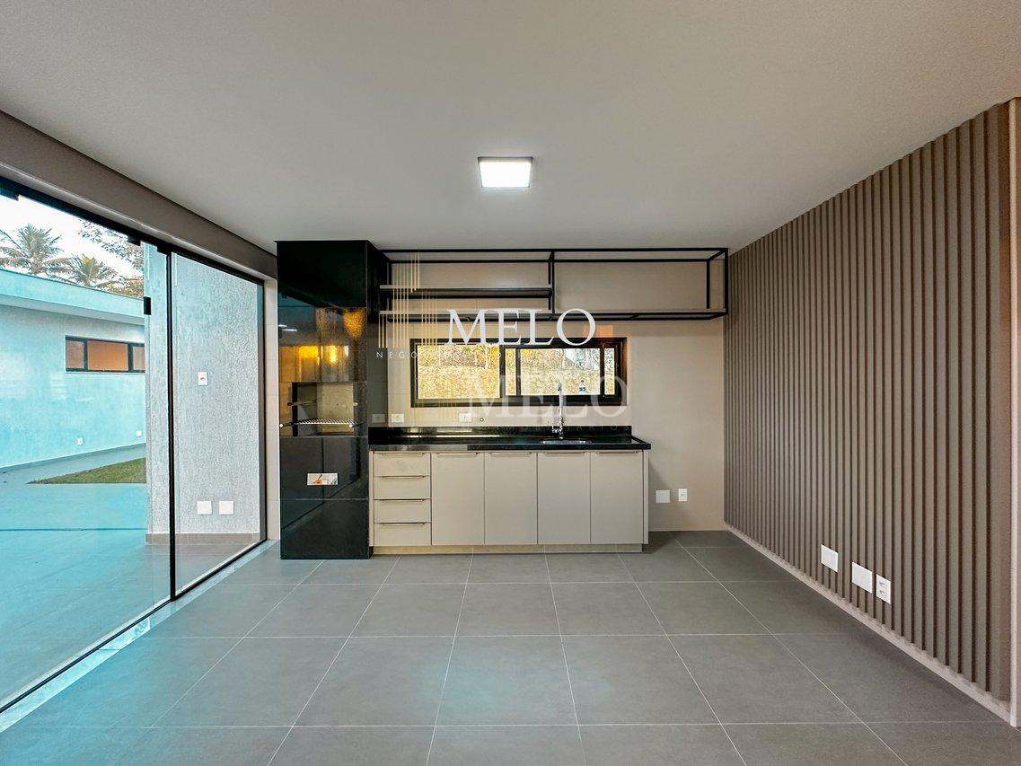 Belíssima casa linear a venda no Condomínio Gran Royalle Confins por R$3.550.000,00 - CONFINS - 