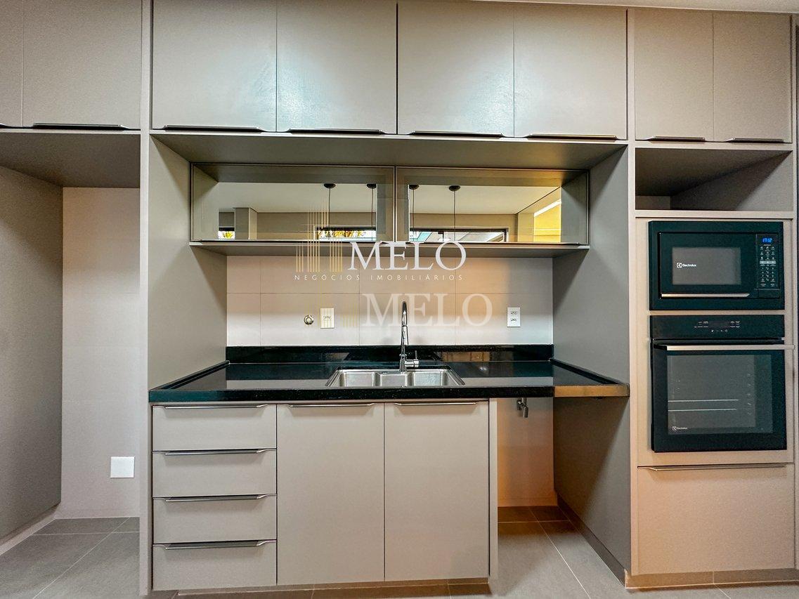 Belíssima casa linear a venda no Condomínio Gran Royalle Confins por R$3.550.000,00 - CONFINS - 
