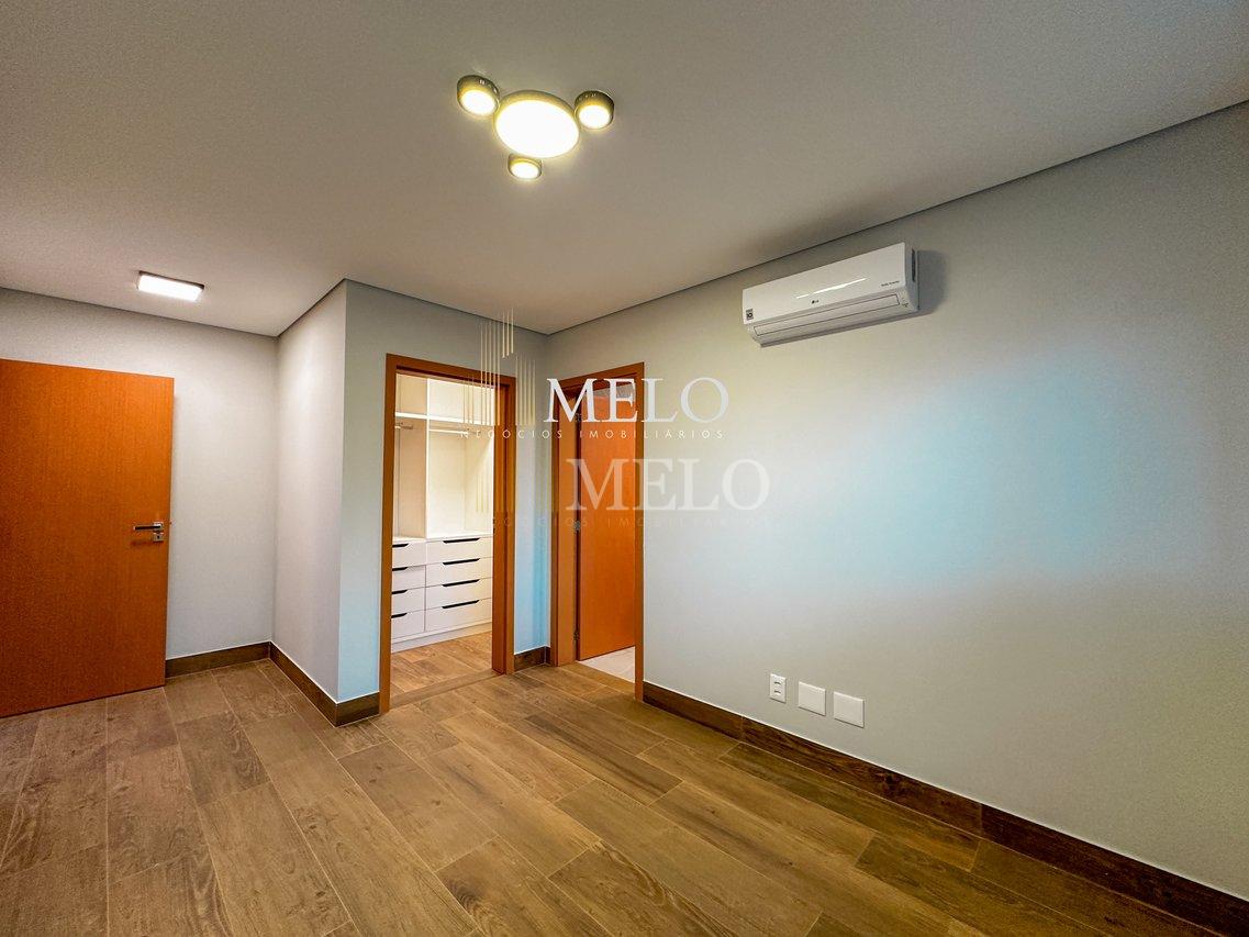 Belíssima casa linear a venda no Condomínio Gran Royalle Confins por R$3.550.000,00 - CONFINS - 