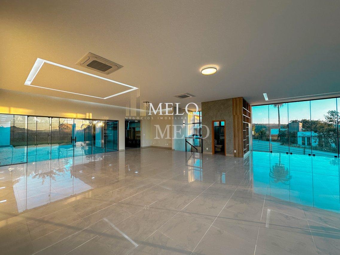 Belíssima casa linear a venda no Condomínio Gran Royalle Confins por R$3.550.000,00 - CONFINS - 