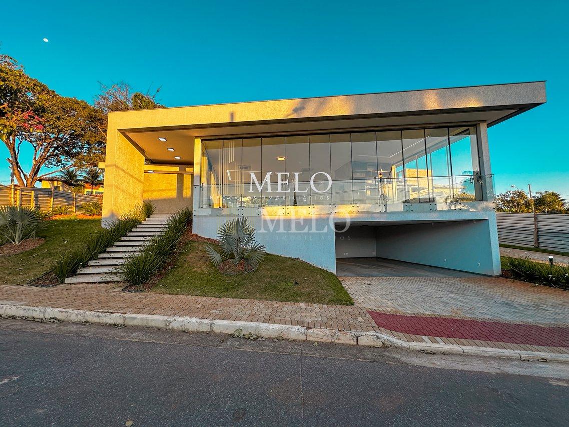 Belíssima casa linear a venda no Condomínio Gran Royalle Confins por R$3.550.000,00 - CONFINS - 