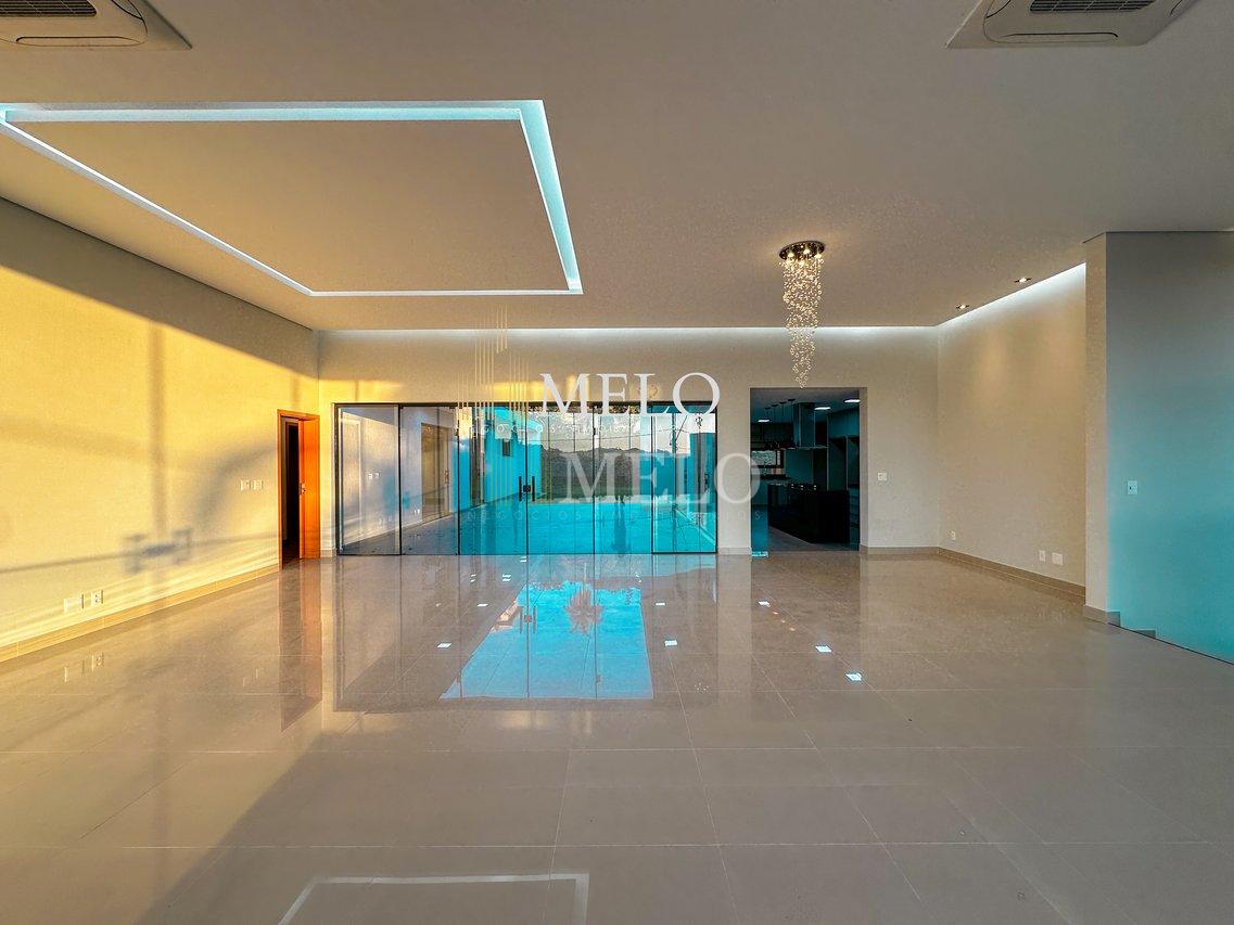 Belíssima casa linear a venda no Condomínio Gran Royalle Confins por R$3.550.000,00 - CONFINS - 