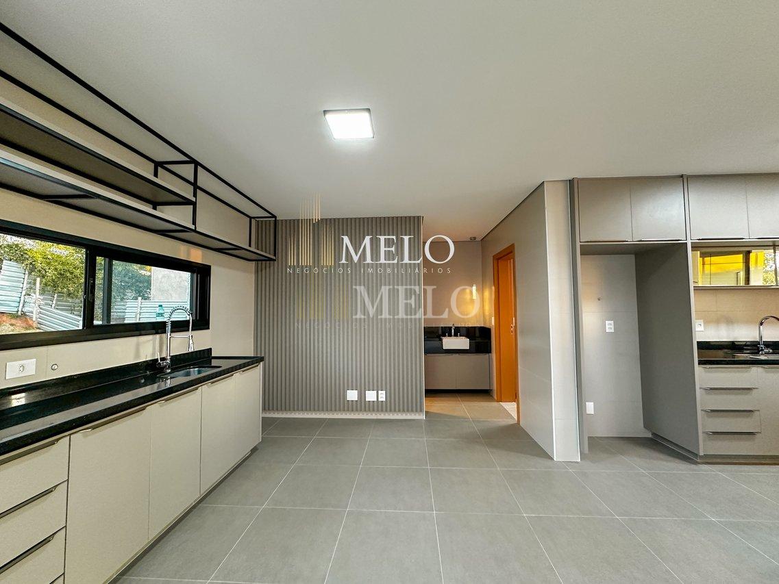 Belíssima casa linear a venda no Condomínio Gran Royalle Confins por R$3.550.000,00 - CONFINS - 