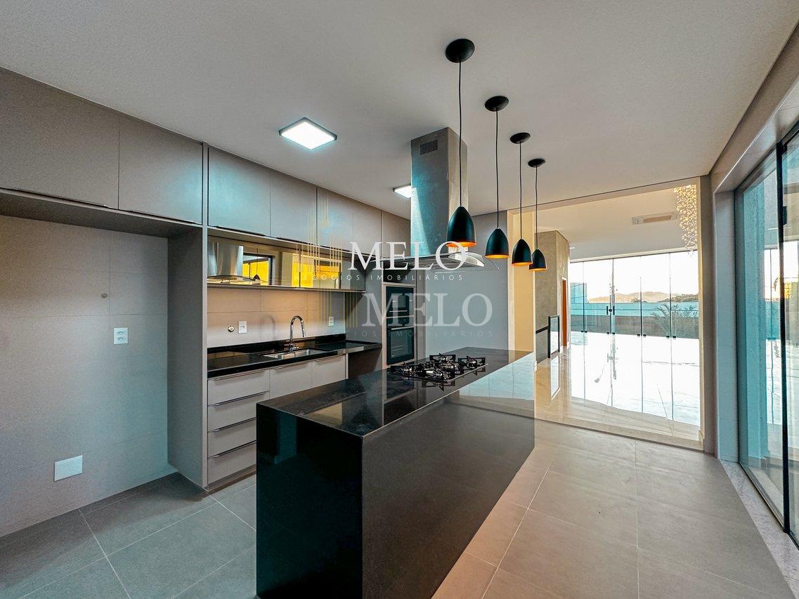 Belíssima casa linear a venda no Condomínio Gran Royalle Confins por R$3.550.000,00 - CONFINS - 