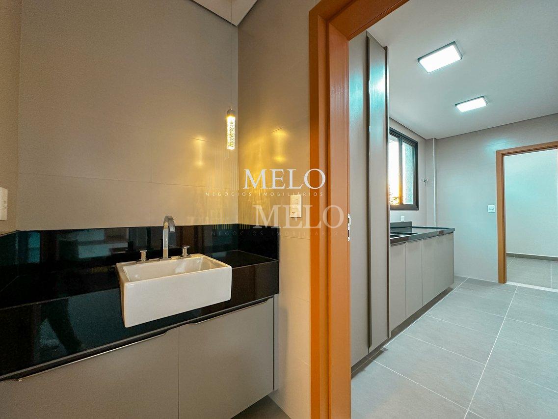 Belíssima casa linear a venda no Condomínio Gran Royalle Confins por R$3.550.000,00 - CONFINS - 