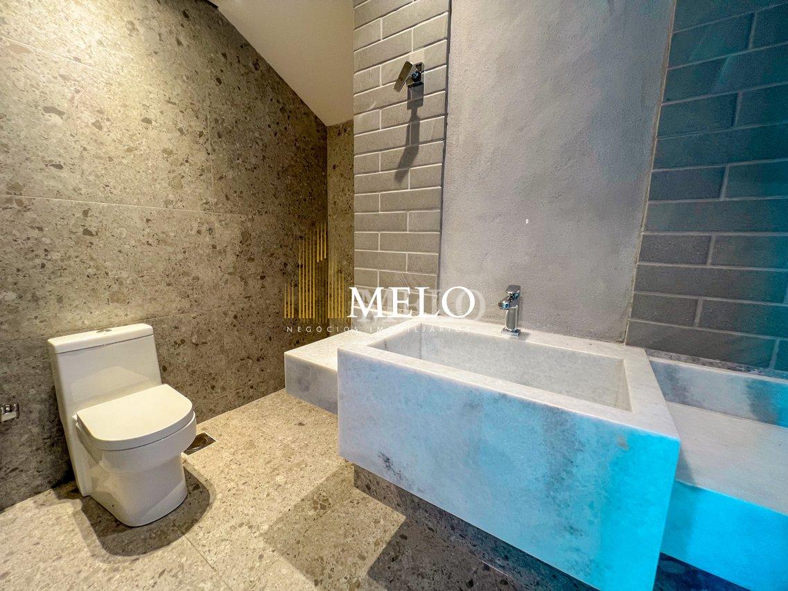 Belíssima casa  dois pavimentos disponível para venda por R$2.500.000,00 - Vespasiano - 