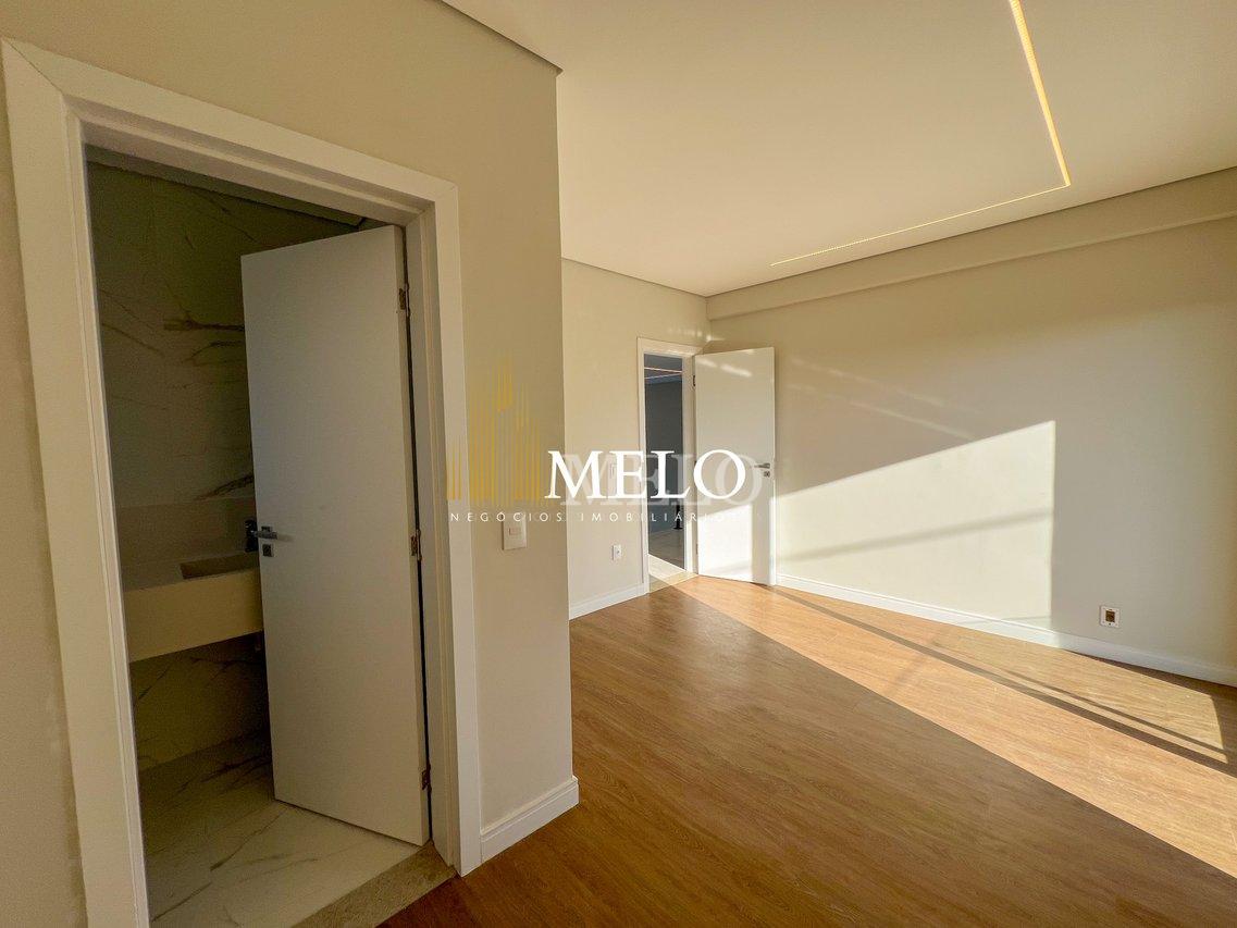 Belíssima casa  dois pavimentos disponível para venda por R$2.500.000,00 - Vespasiano - 