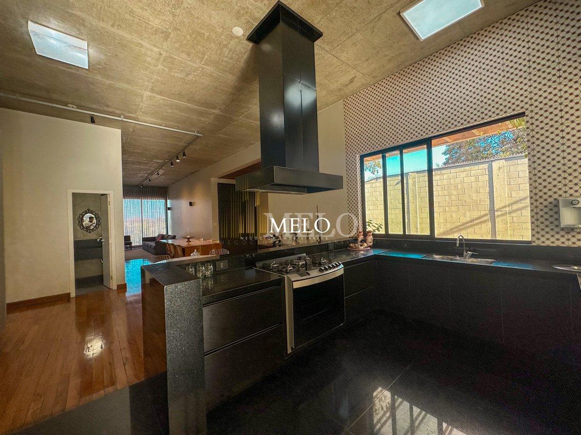 Belíssima casa com arquitetura contemporânea a venda no Garças por R$2.300.000,00 - Belo Horizonte - 