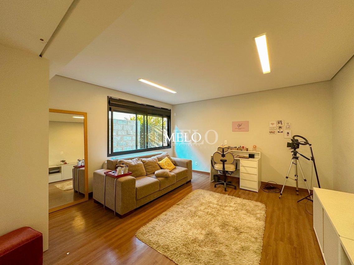 Belíssima casa com arquitetura contemporânea a venda no Garças por R$2.300.000,00 - Belo Horizonte - 