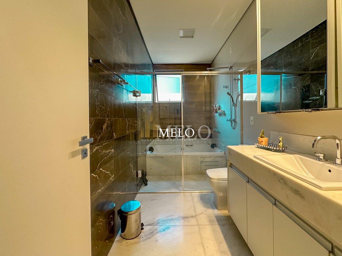 Belíssima casa com arquitetura contemporânea a venda no Garças por R$2.300.000,00 - Belo Horizonte - 