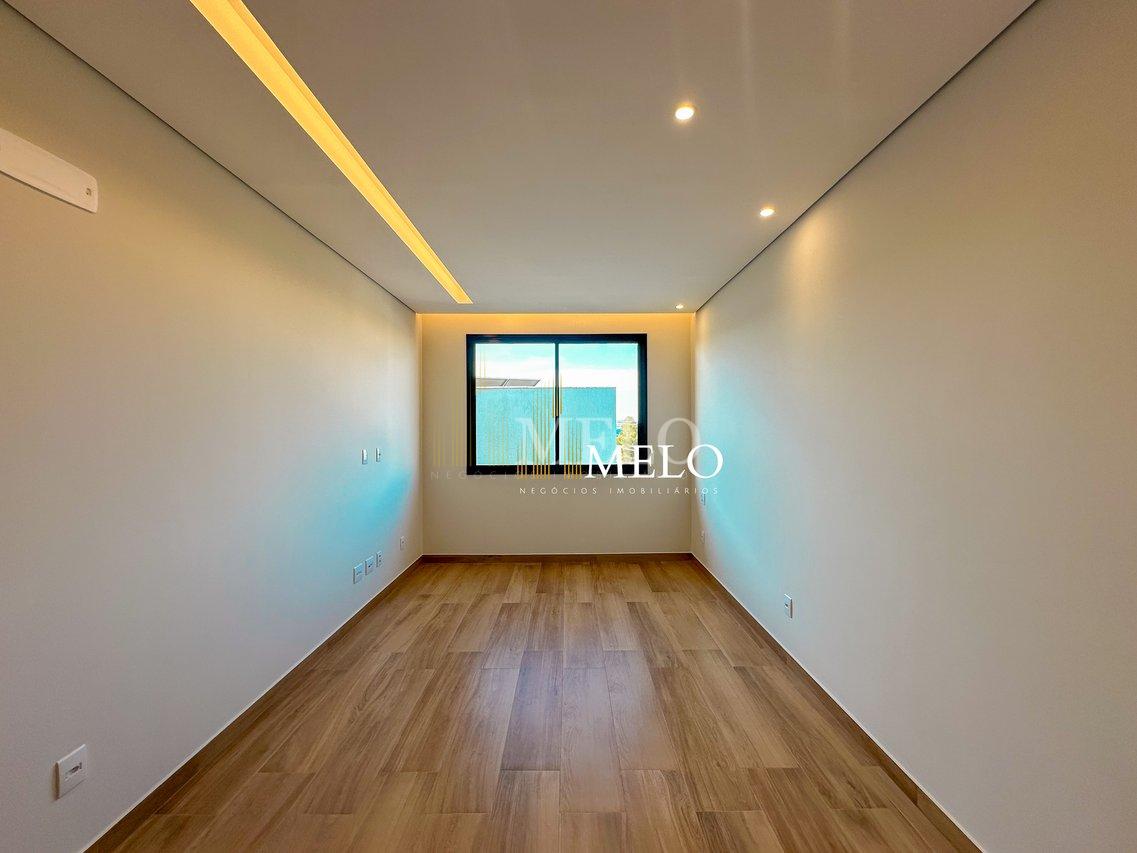 Belíssima casa 4 quartos no Gran Park Toscana á venda por R$2.150.000,00 - Vespasiano - 