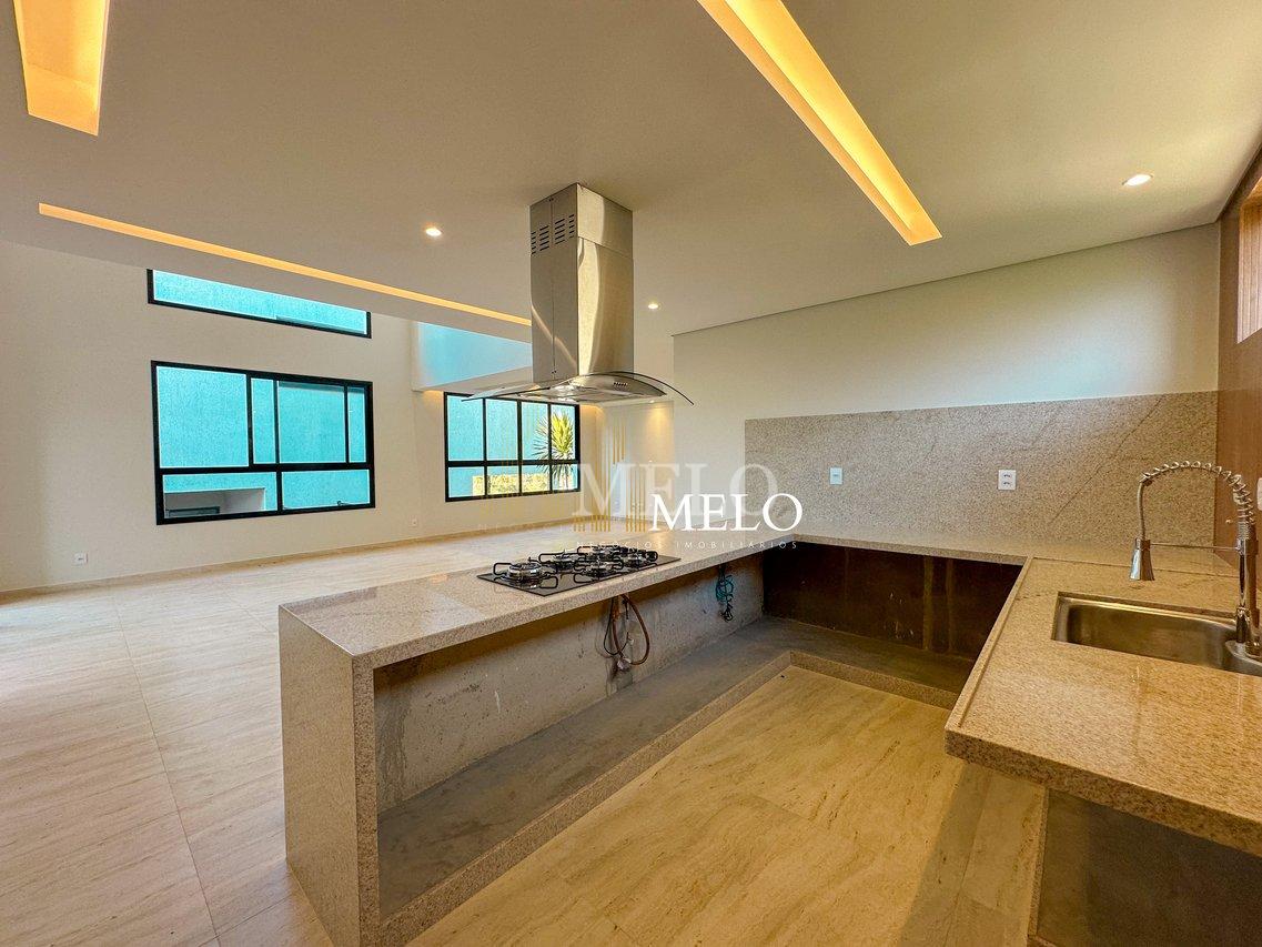 Belíssima casa 4 quartos no Gran Park Toscana á venda por R$2.150.000,00 - Vespasiano - 