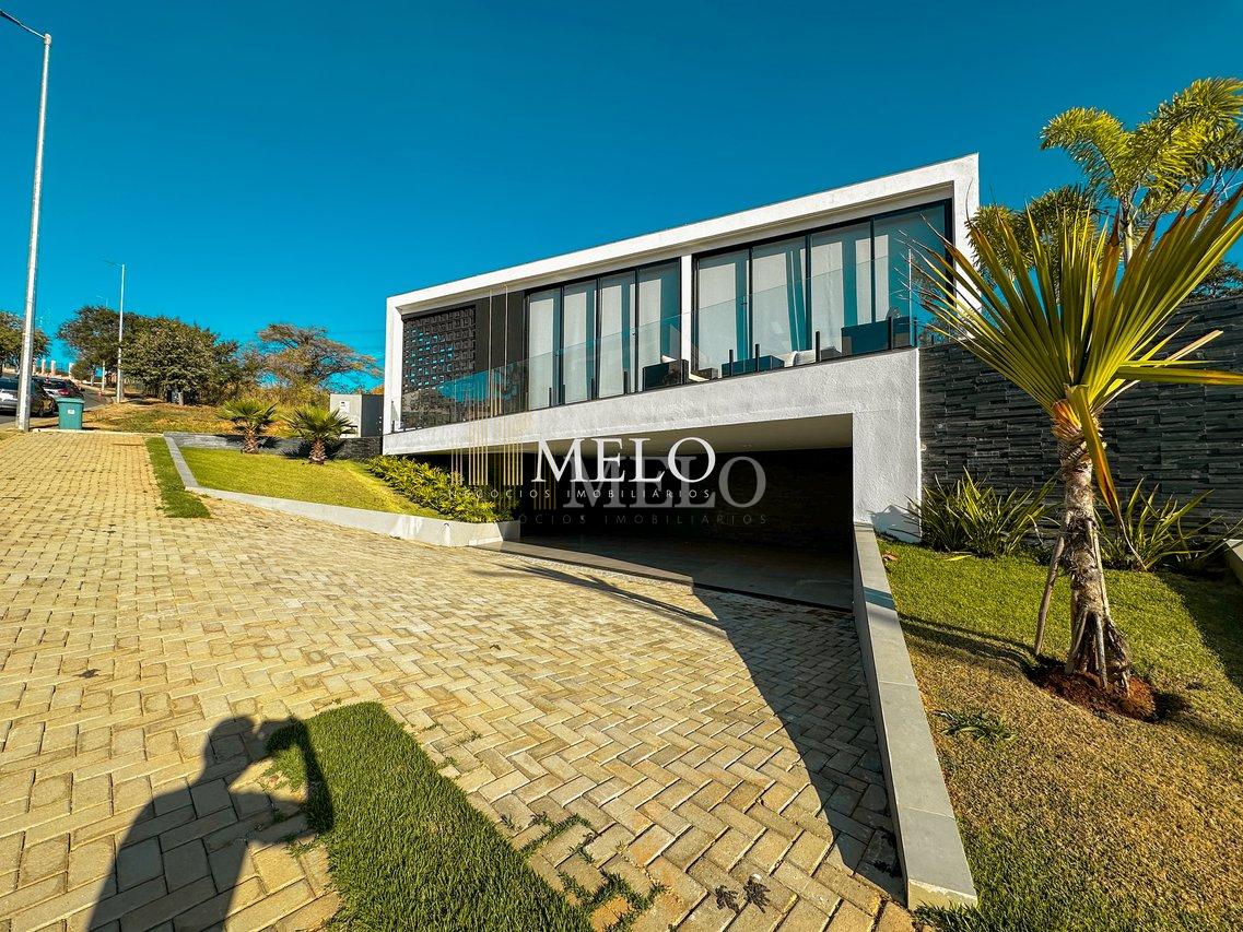Espetacular casa mobiliada para venda no Alphaville Vespasiano R$3.600.000,00 - Vespasiano - 