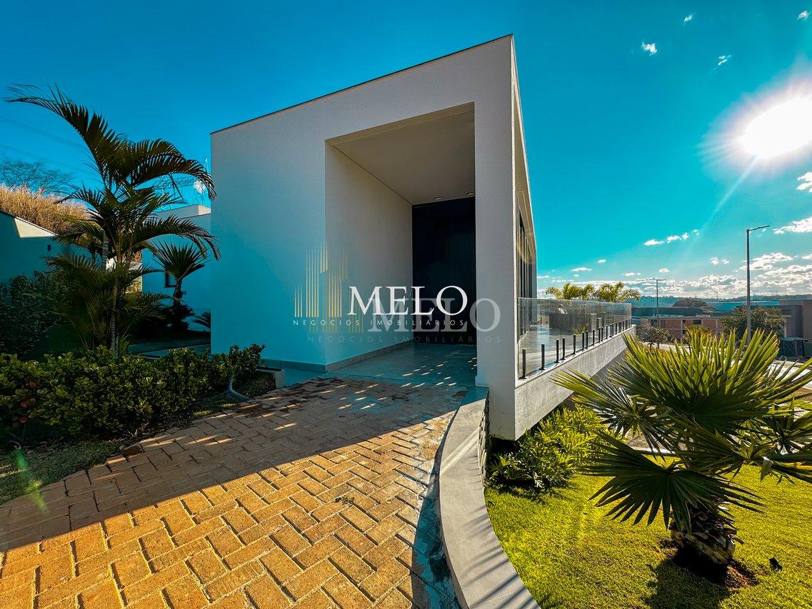 Espetacular casa mobiliada para venda no Alphaville Vespasiano R$3.600.000,00 - Vespasiano - 