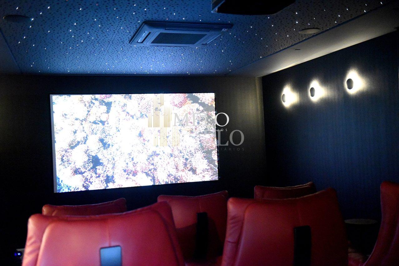 Luxuosa residência Condomínio Alphaville Vespasiano R$7.500.000,00 - Vespasiano - 