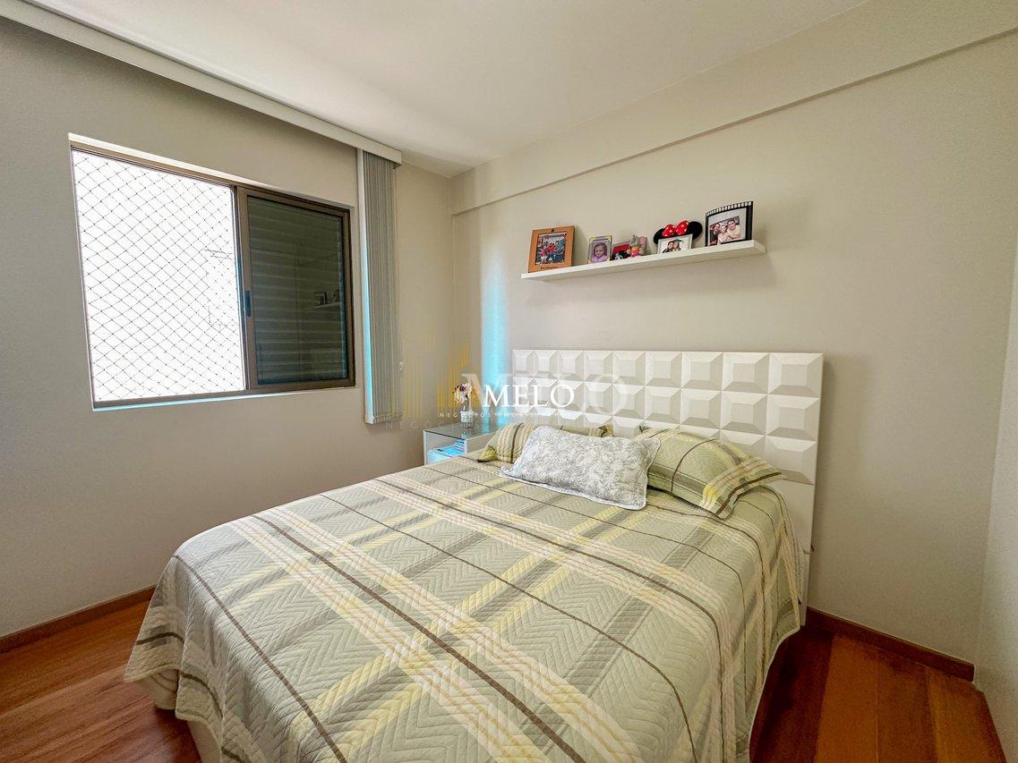 Excelente Apartamento 1 por andar no Castelo  à Venda por R$1.450.000 - Belo Horizonte - 