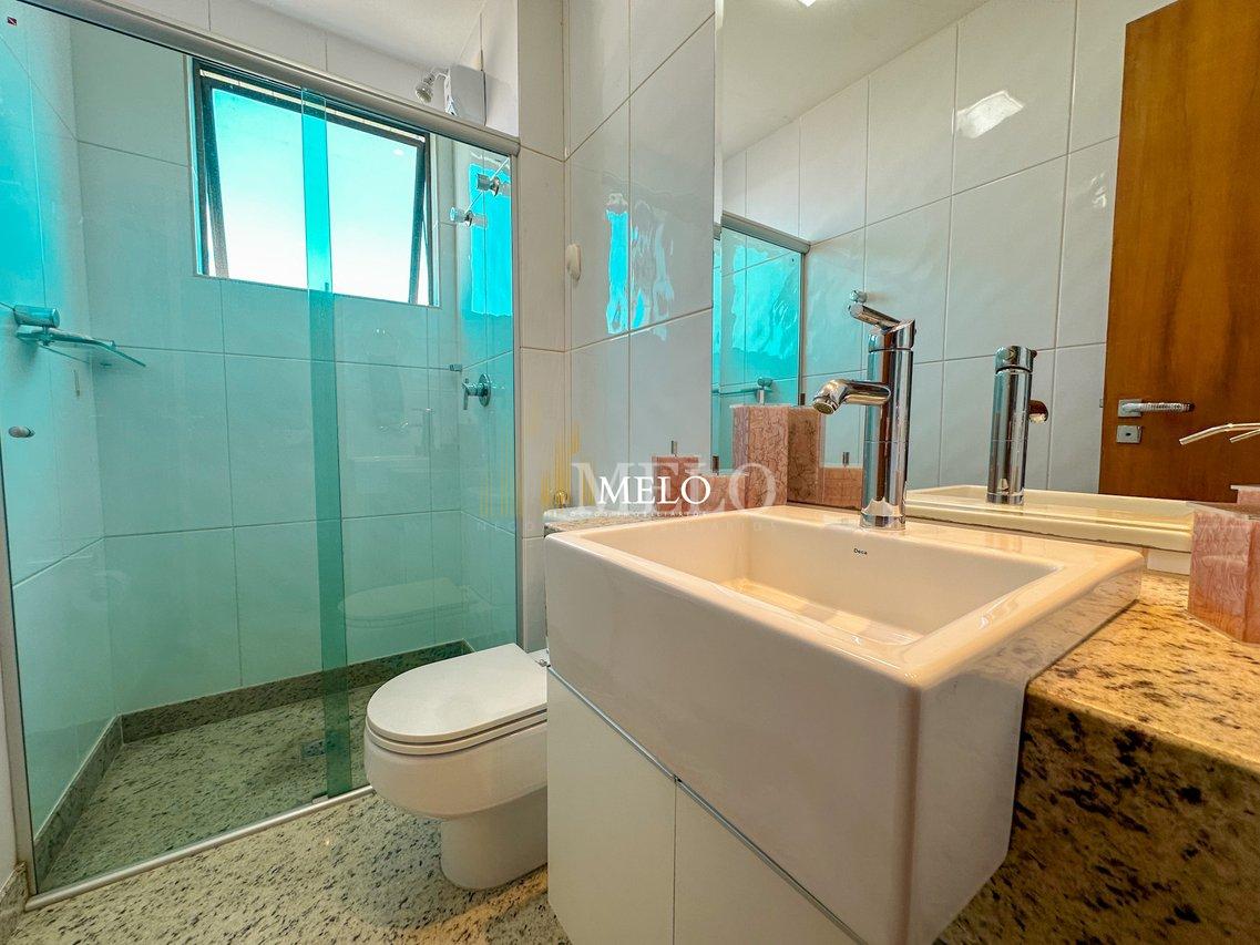 Excelente Apartamento 1 por andar no Castelo  à Venda por R$1.450.000 - Belo Horizonte - 