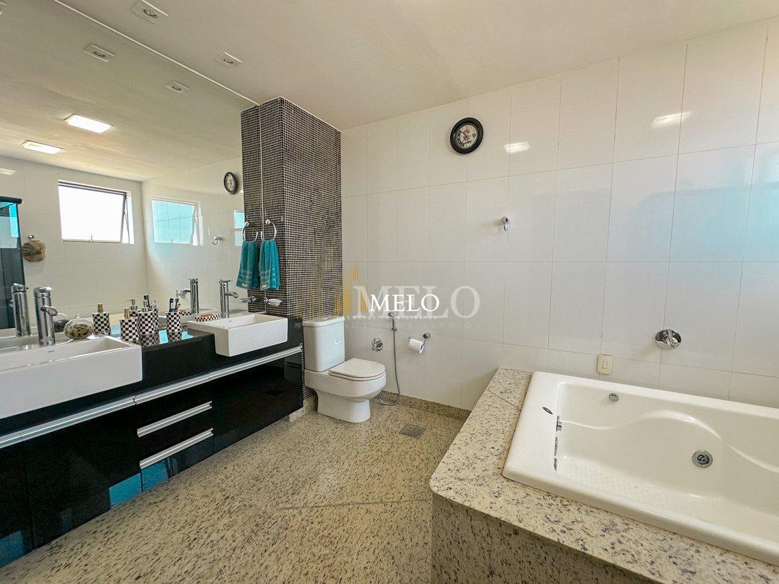 Excelente Apartamento 1 por andar no Castelo  à Venda por R$1.450.000 - Belo Horizonte - 