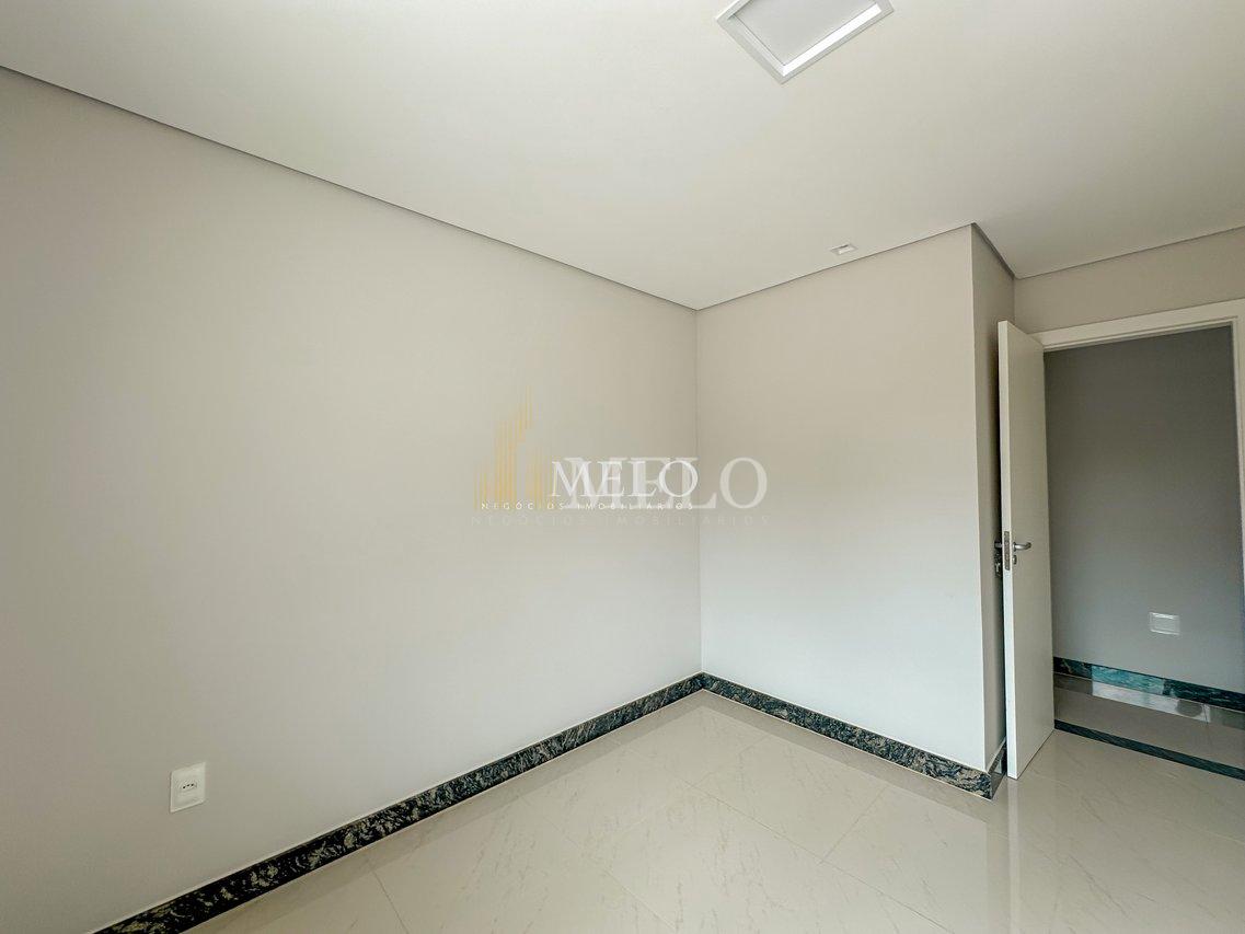 Belíssima casa a venda no Rio Branco por R$585.000,00 - Belo Horizonte - 