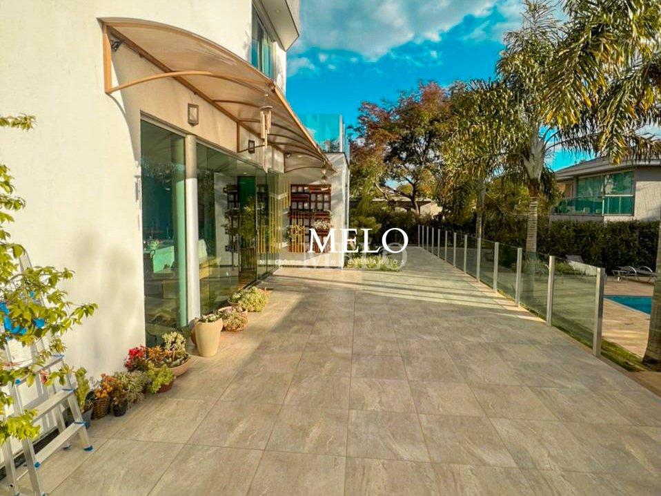 Belíssima casa em Condomínio de Lagoa Santa a venda por R$2.500.000,00 - Lagoa Santa - 