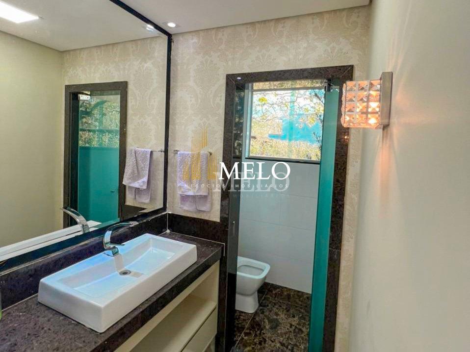 Belíssima casa em Condomínio de Lagoa Santa a venda por R$2.500.000,00 - Lagoa Santa - 