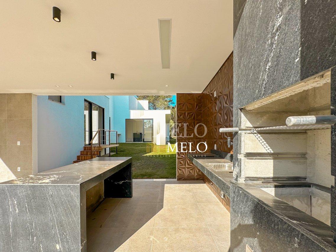 Belíssima casa á venda Condomínio em Lagoa Santa por R$2.290.000,00 - Lagoa Santa - 