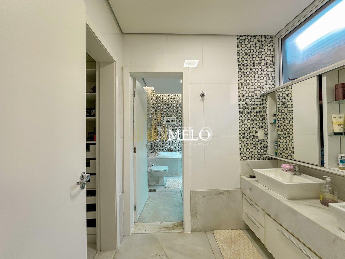 Excelente casa com alto padrão no Jardim Atlântico a venda por R$3.500,000 - Belo Horizonte - 