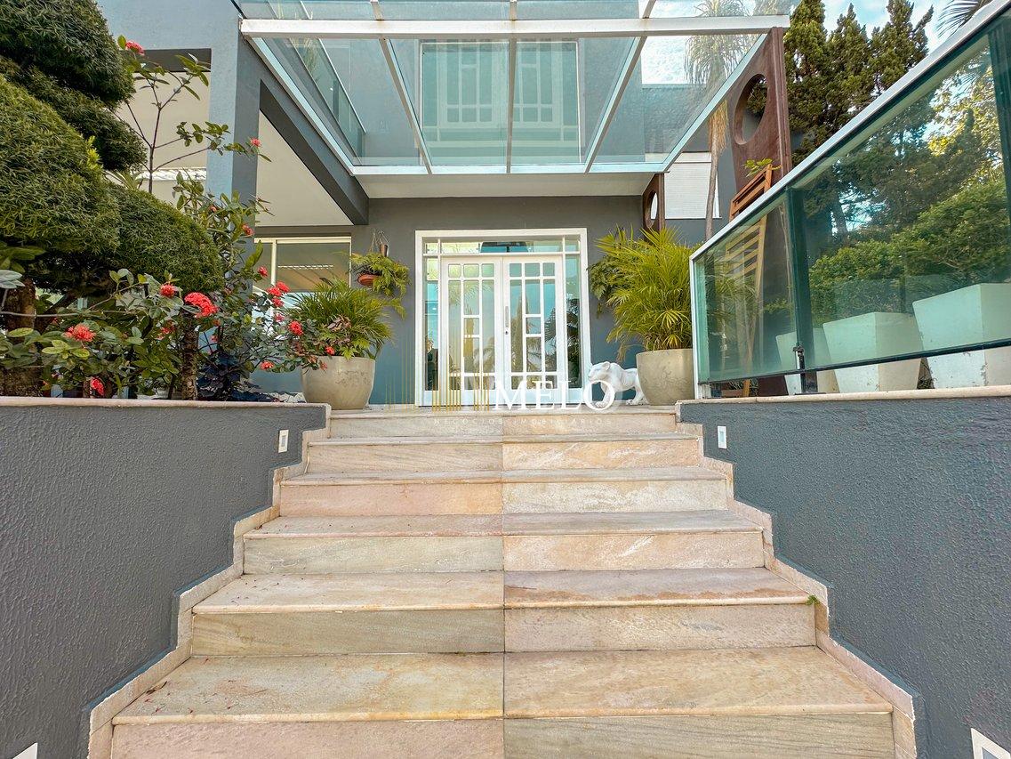 Excelente casa com alto padrão no Jardim Atlântico a venda por R$3.500,000 - Belo Horizonte - 