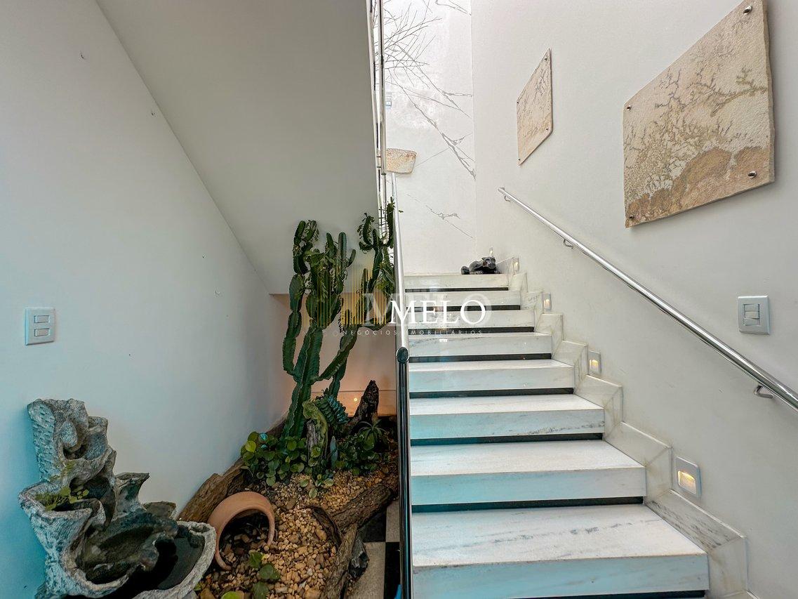 Excelente casa com alto padrão no Jardim Atlântico a venda por R$3.500,000 - Belo Horizonte - 