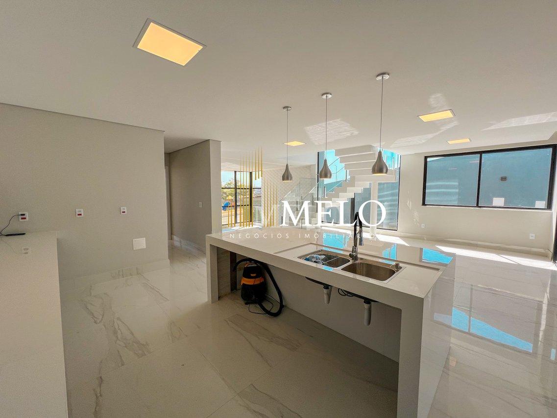Casa Belíssima no Condomínio Alphaville Vespasiano á venda por R$2.950.000,00 - Vespasiano - 