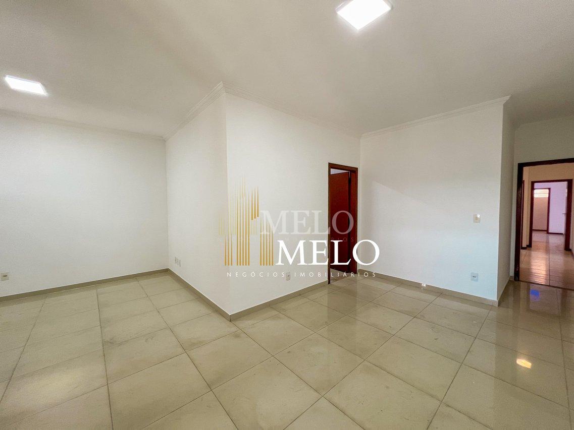 Belíssima casa a venda no Rio Branco por R$789.000,00 - Belo Horizonte - 