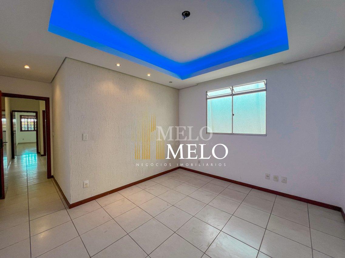 Belíssima casa a venda no Rio Branco por R$789.000,00 - Belo Horizonte - 