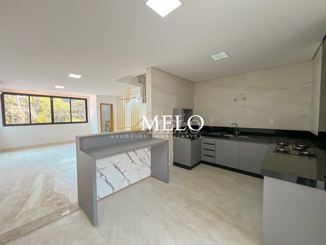 Belíssima casa Geminada Triplex á venda no Itapoã por R$970.000,00 - Belo Horizonte - 