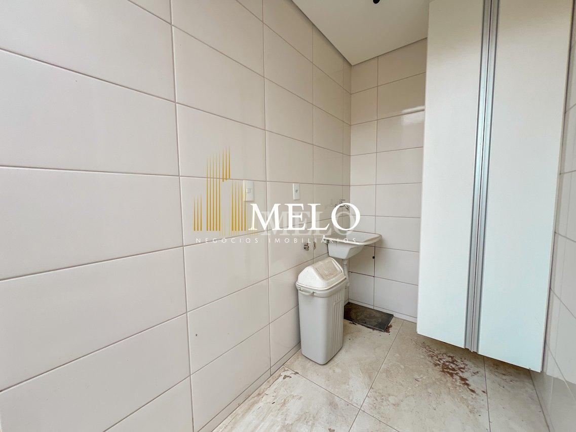 Belíssima casa Geminada Triplex á venda no Itapoã por R$970.000,00 - Belo Horizonte - 