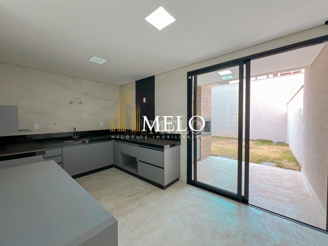Belíssima casa Geminada Triplex á venda no Itapoã por R$970.000,00 - Belo Horizonte - 