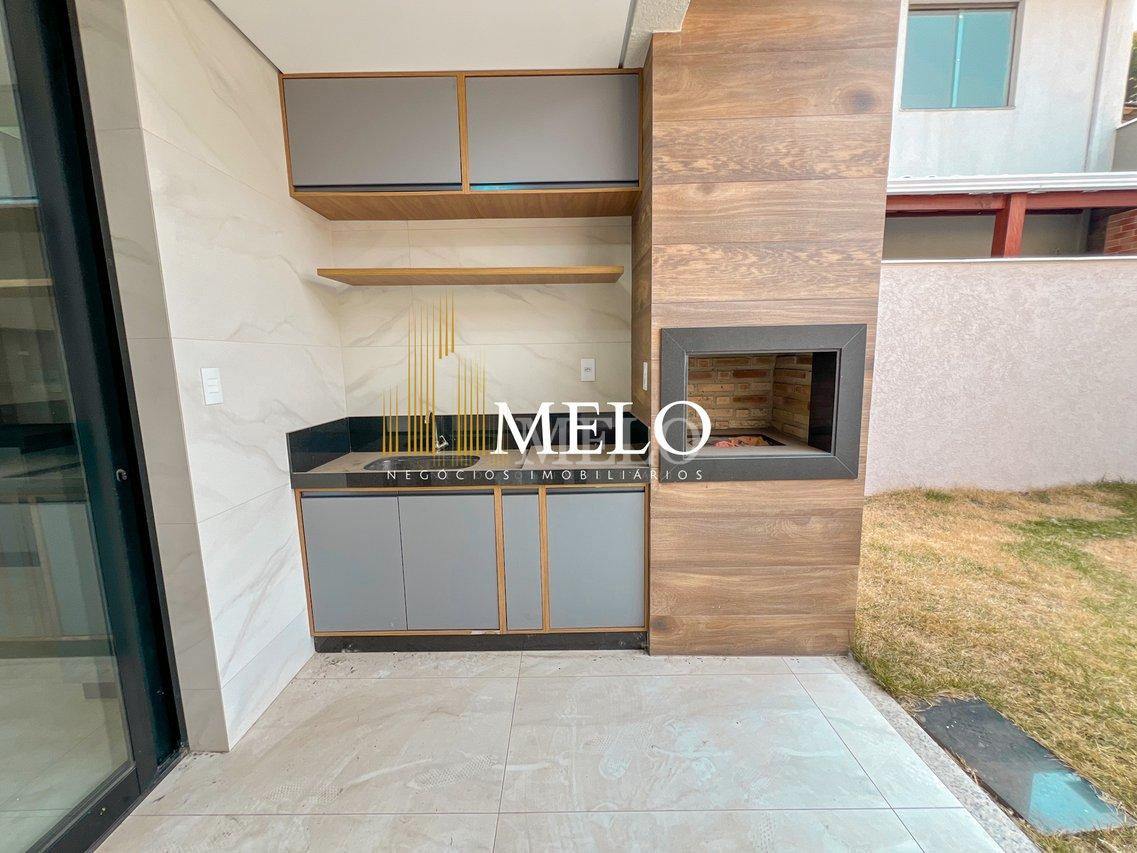 Belíssima casa Geminada Triplex á venda no Itapoã por R$970.000,00 - Belo Horizonte - 