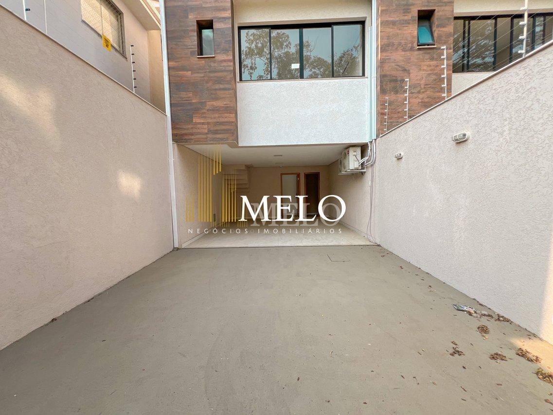 Belíssima casa Geminada Triplex á venda no Itapoã por R$970.000,00 - Belo Horizonte - 