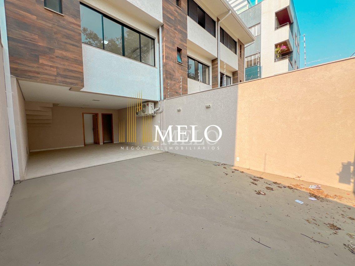 Belíssima casa Geminada Triplex á venda no Itapoã por R$970.000,00 - Belo Horizonte - 