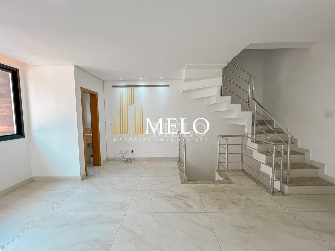 Belíssima casa Geminada Triplex á venda no Itapoã por R$970.000,00 - Belo Horizonte - 