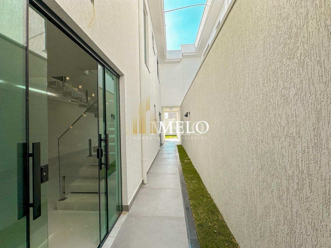 Belíssima casa a venda no Planalto por R$1.290.000,00 - Belo Horizonte - 