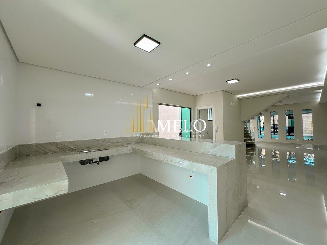 Belíssima casa a venda no Planalto por R$1.290.000,00 - Belo Horizonte - 
